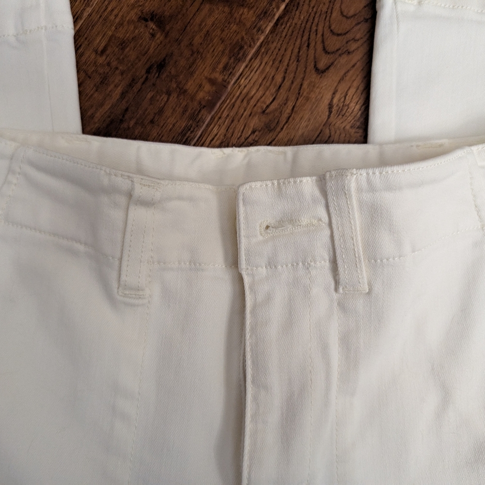 EUC Ladies Cabi White Denim Jeans Wide Straight Leg Size 2 - Picture 5 of 11